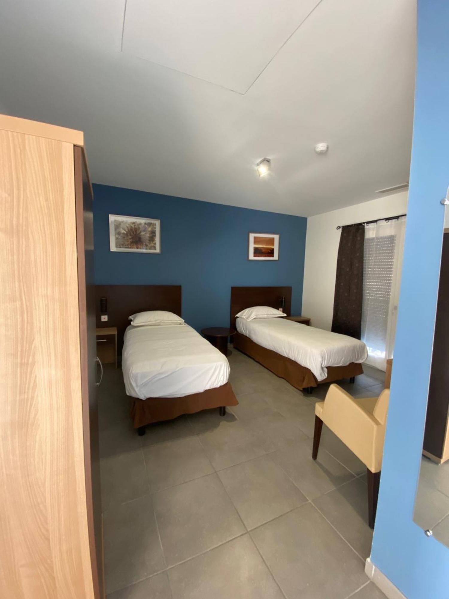 Douce France Hotel Cuxac-dʼAude Екстериор снимка